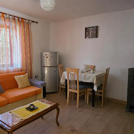 Villa Garden Near Osum Canyon&cooking Experience