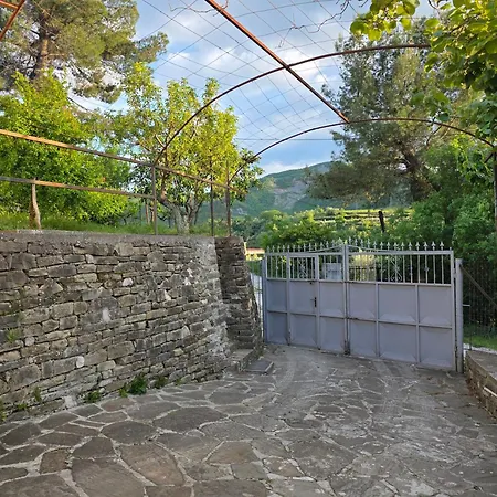 Garden Near Osum Canyon & Cooking Experience *