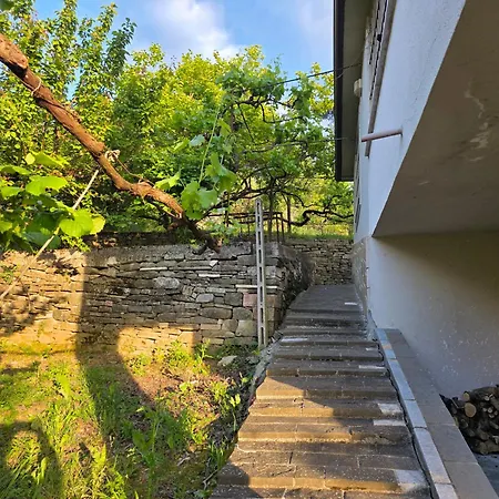 Garden Near Osum Canyon & Cooking Experience * Zhaban